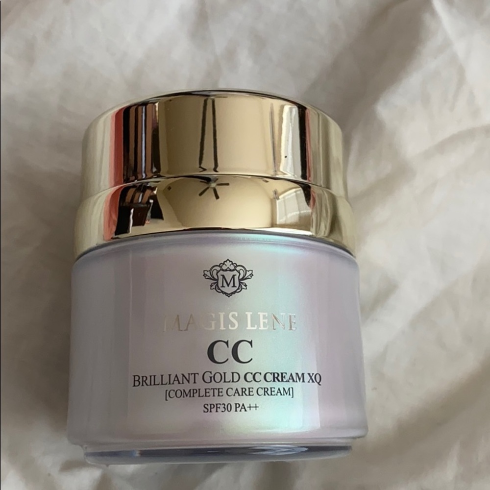 Magis Lene Brilliant Gold CC Cream NEW without tag